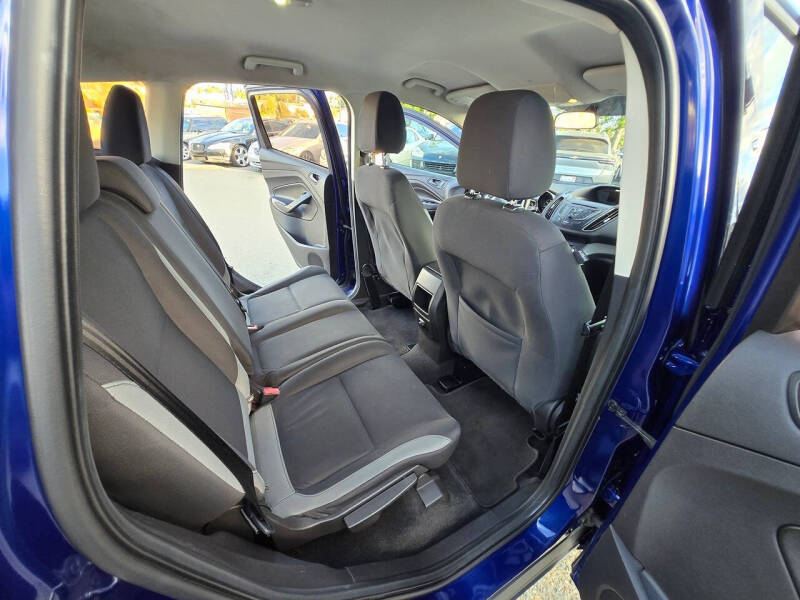 2015 Ford Escape S