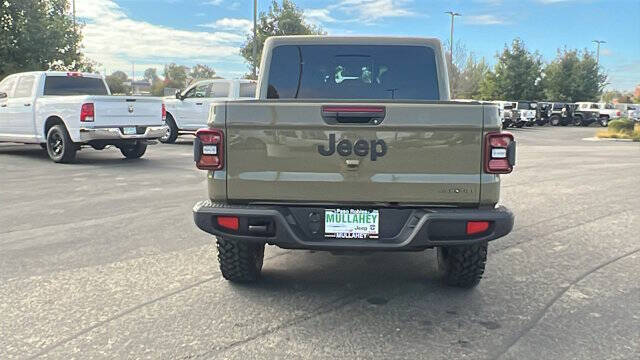 2025 Jeep Gladiator High Tide