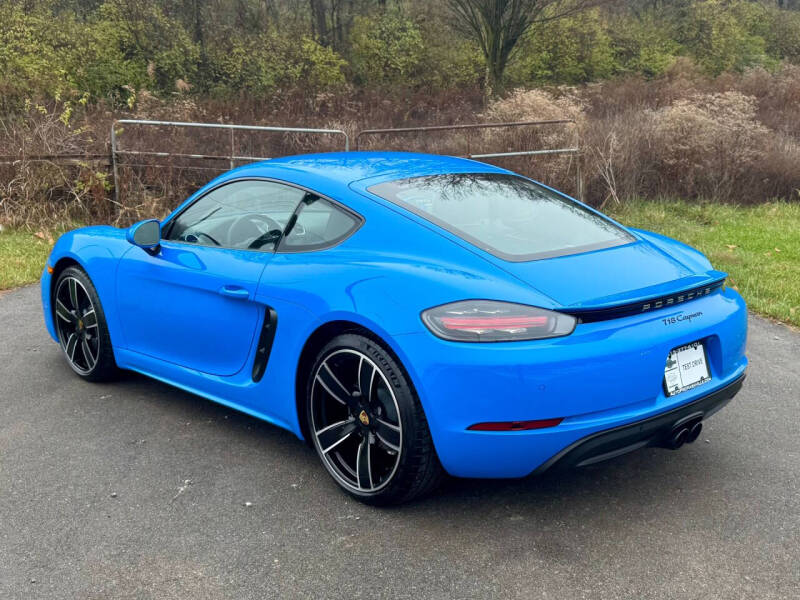 2025 Porsche 718 Cayman