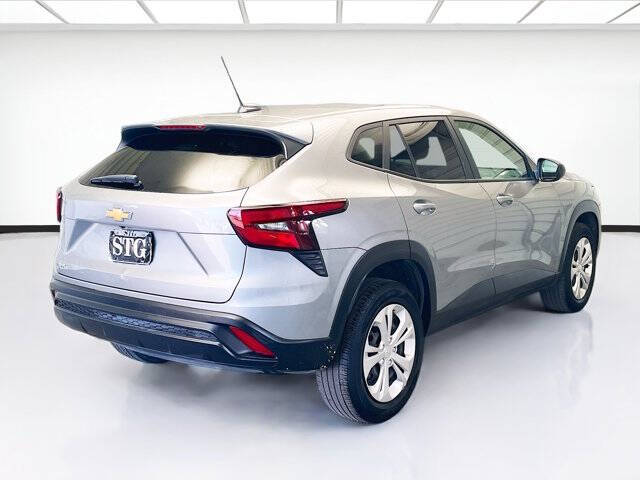 2024 Chevrolet Trax LS