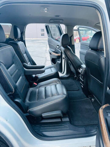 2019 GMC Acadia Denali