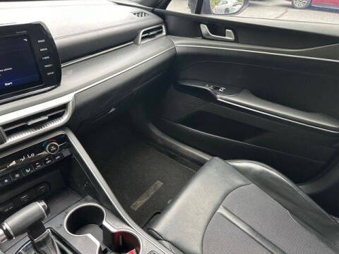 2022 Kia K5