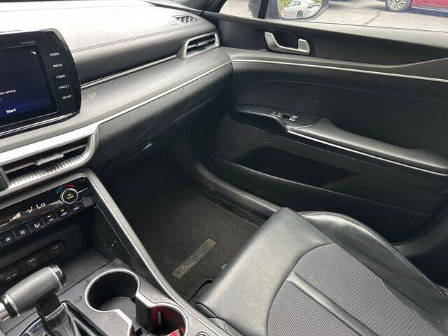 2022 Kia K5