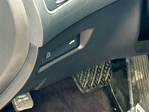 2024 Infiniti Q50 Luxe