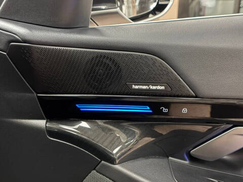 2025 BMW 5 Series 530i xDrive