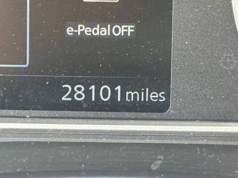 2022 Nissan LEAF SV