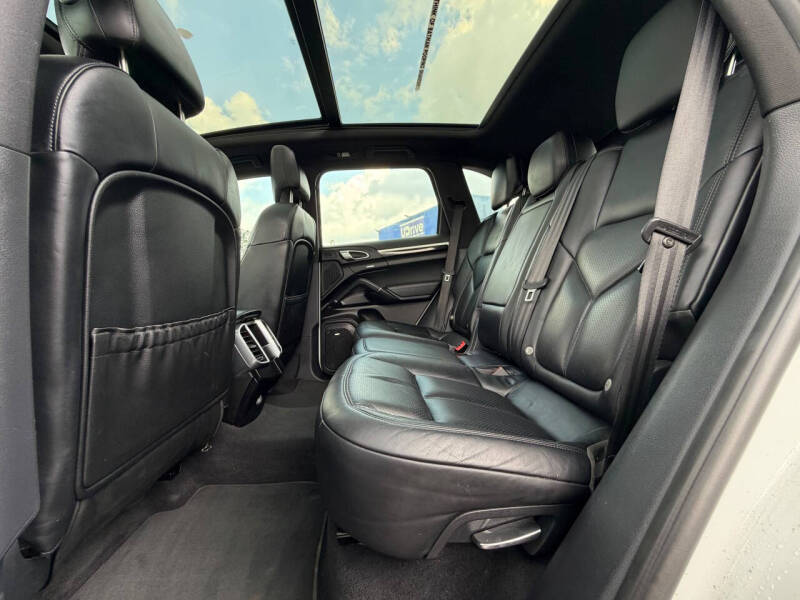 2016 Porsche Cayenne