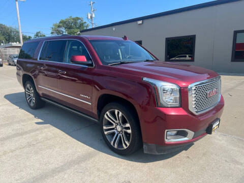 2017 GMC Yukon XL for sale at Tigerland Motors in Sedalia MO