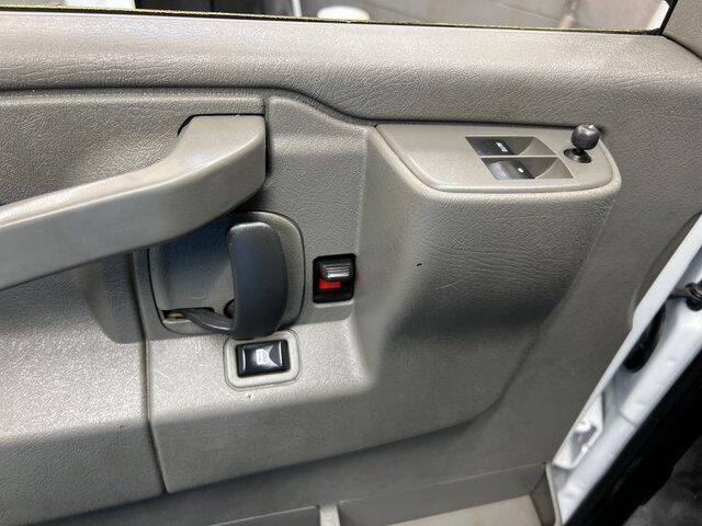2021 Chevrolet Express 2500