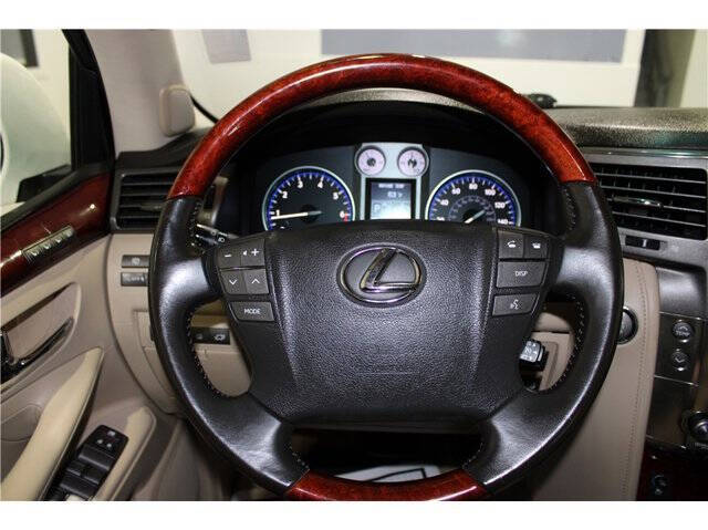 2011 Lexus LX 570