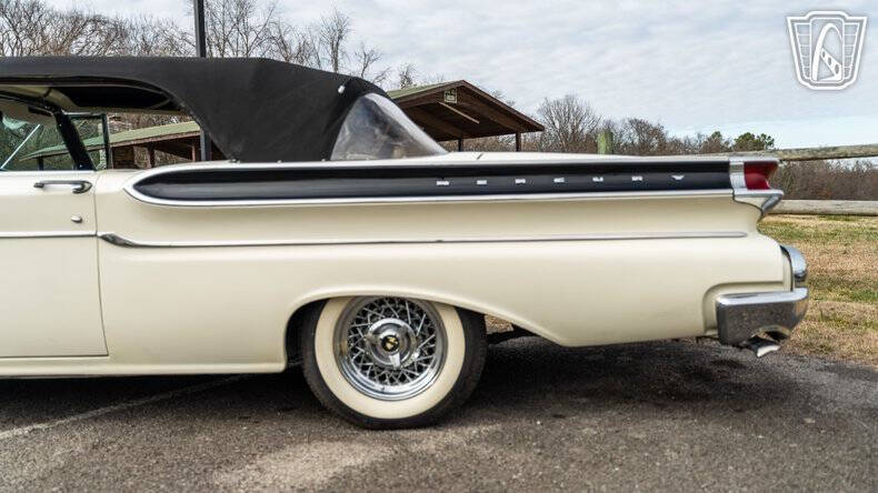 1957 Mercury Monterey