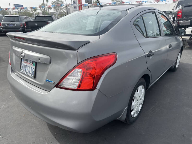 2014 Nissan Versa 1.6 S Plus