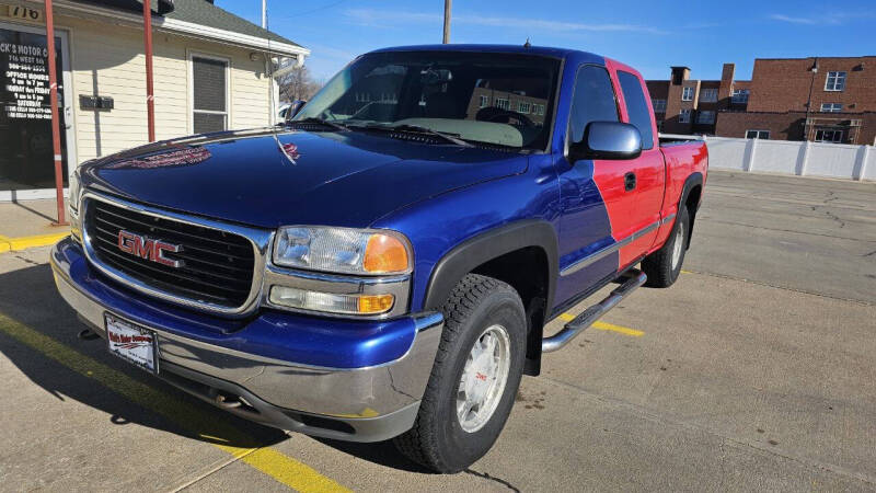 2002 GMC Sierra SLT's photo