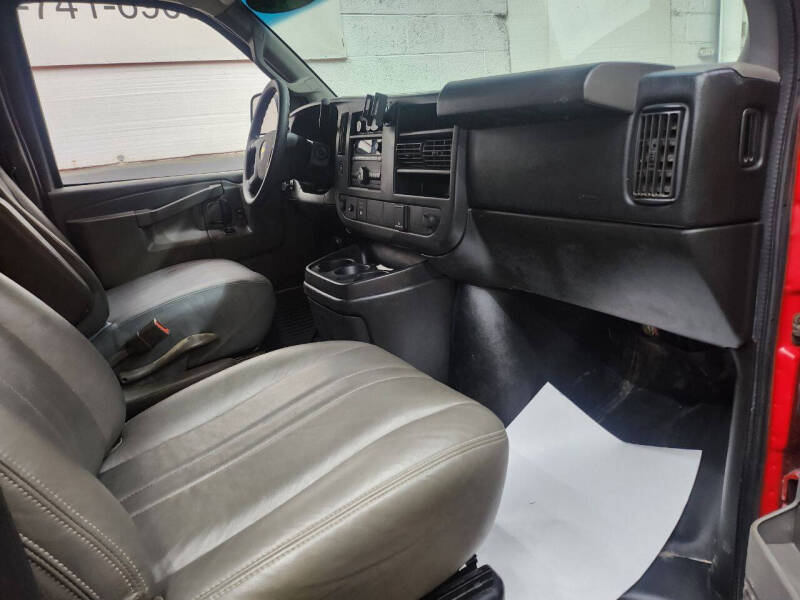 2016 Chevrolet Express 3500