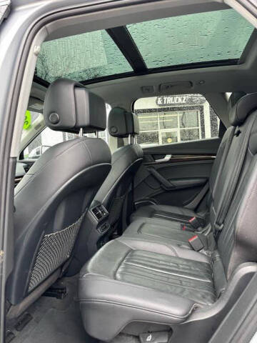 2018 Audi Q5 2.0T quattro Premium Plus
