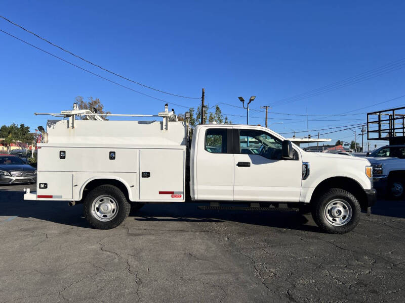 2017 Ford F-350 Super Duty XL