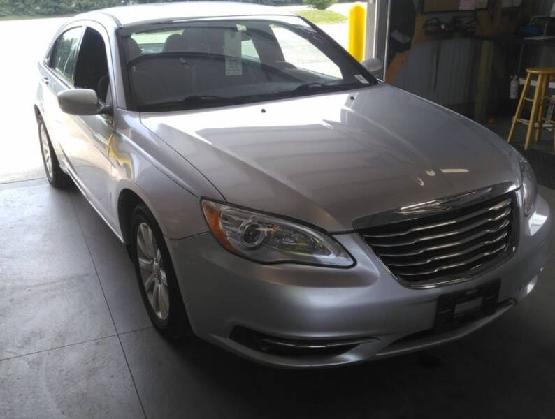 2012 Chrysler 200 for sale at The Bengal Auto Sales LLC in Hamtramck MI