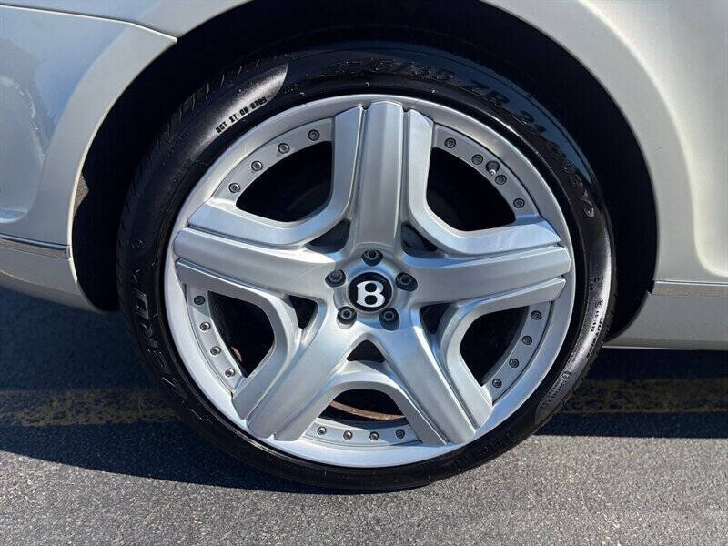 2009 Bentley Continental 22