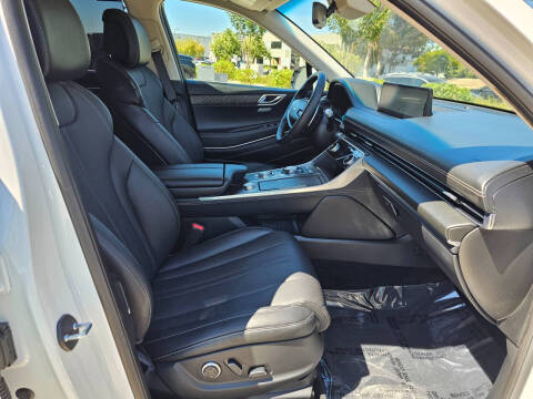 2024 Genesis GV80 2.5T