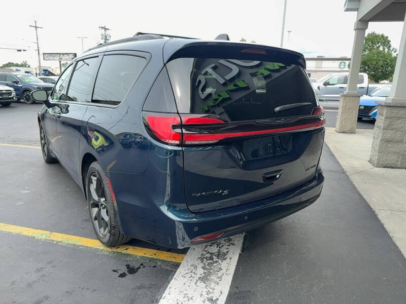 2025 Chrysler Pacifica Limited