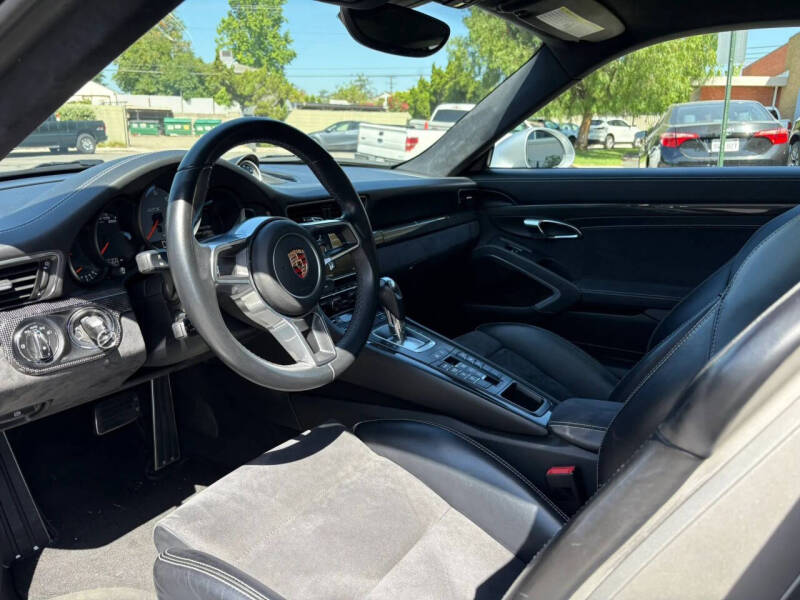 2016 Porsche 911