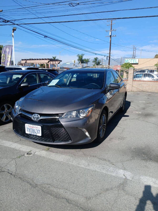 2017 Toyota Camry SE
