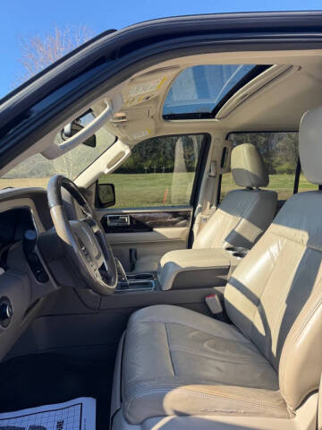 2016 Lincoln Navigator Select