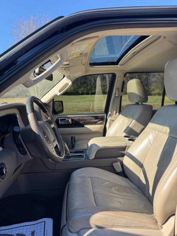 2016 Lincoln Navigator Select