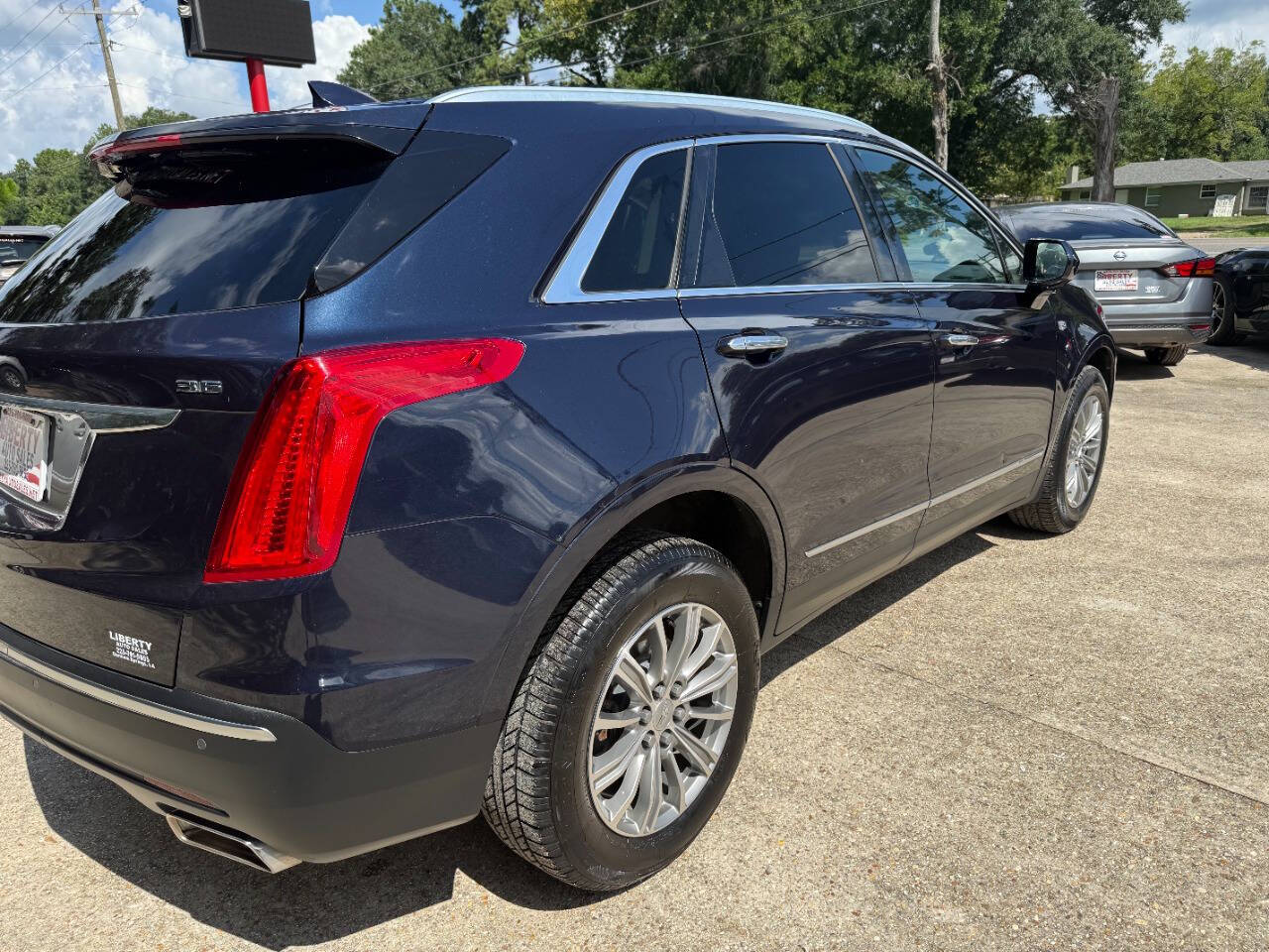 View vehicle photo 5