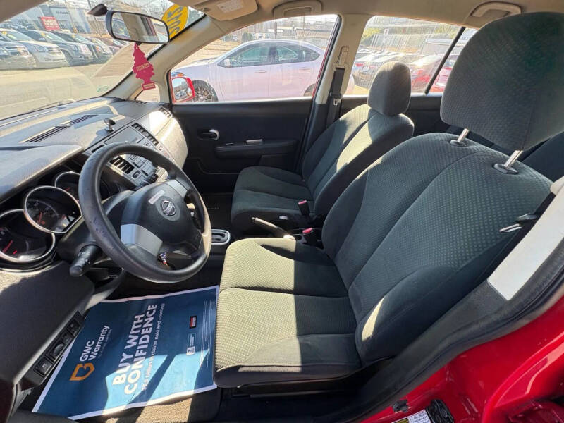 2012 Nissan Versa 1.8 S