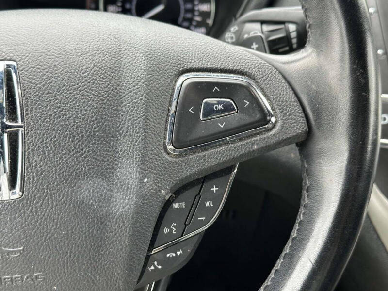 2019 Lincoln MKC Select