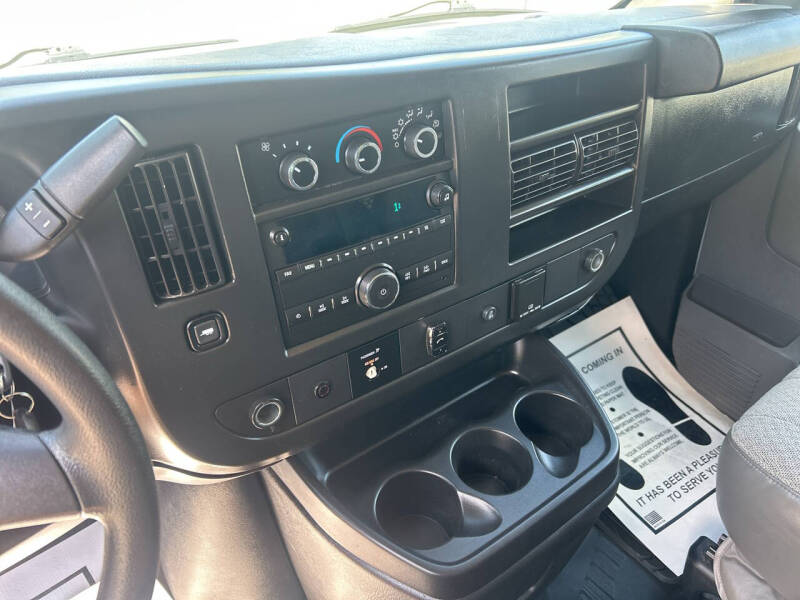 2017 Chevrolet Express 2500