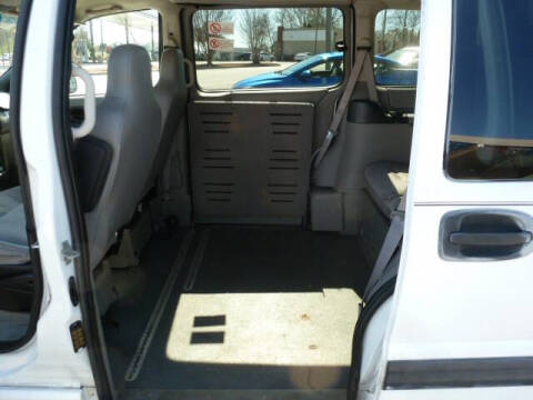 2005 Chevrolet Venture Cargo Van