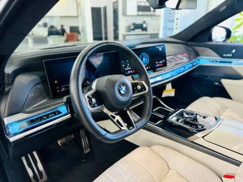 2023 BMW 7 Series 740i