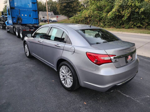 2013 Chrysler 200 Limited
