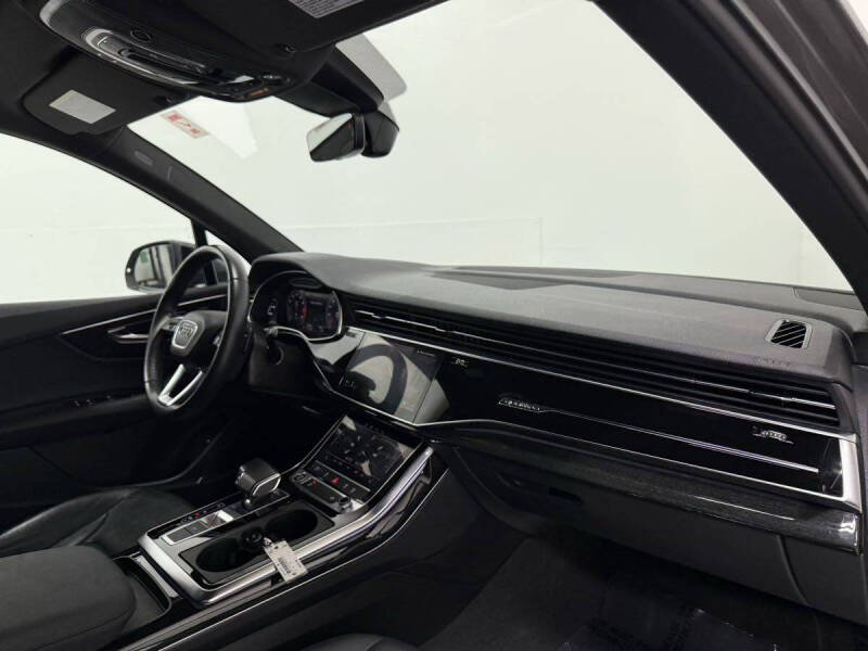 2021 Audi Q7 quattro Premium Plus 55 TFSI