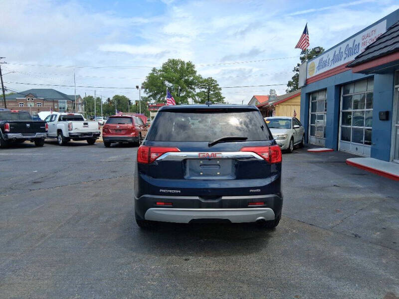 2017 GMC Acadia SLE-1