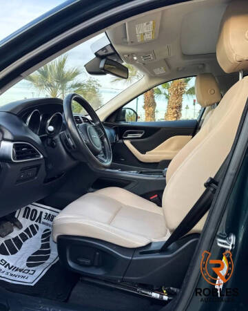 2018 Jaguar F-PACE 30t Premium