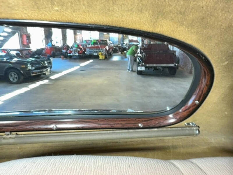 1936 Oldsmobile F-36