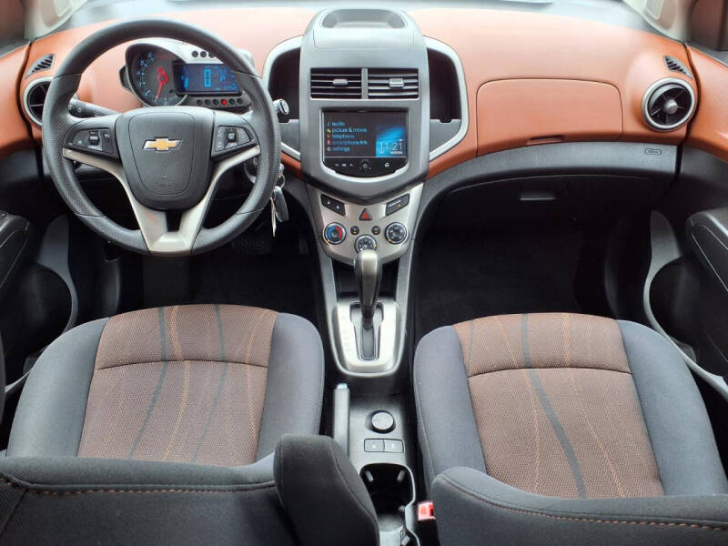 2013 Chevrolet Sonic LT Auto