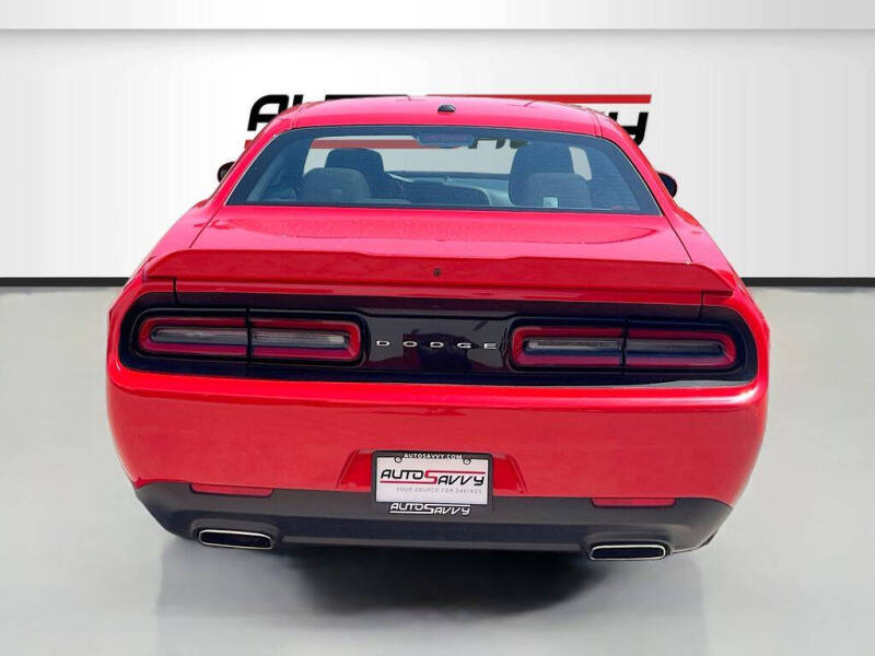 2022 Dodge Challenger SXT