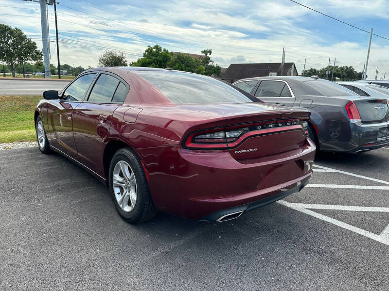2017 Dodge Charger SE