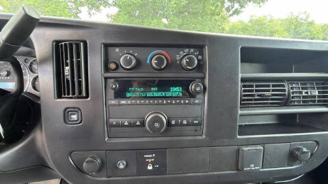 2024 GMC Savana 2500