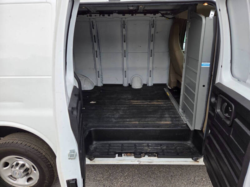 2019 Chevrolet Express 2500