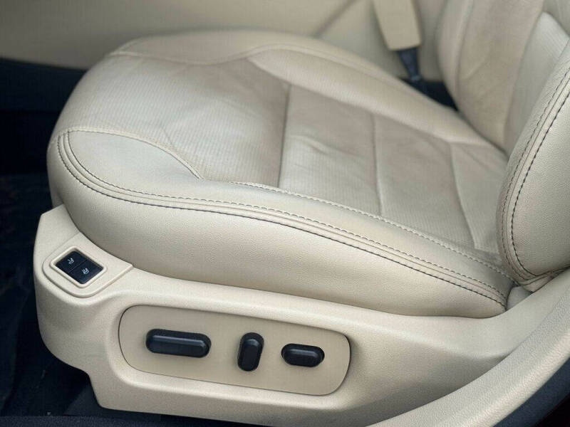 2019 Ford Taurus Limited