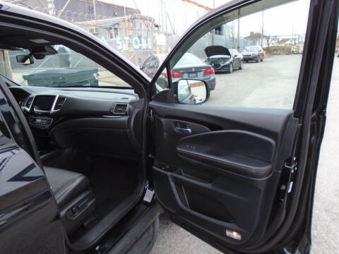 2018 Honda Ridgeline Black Edition