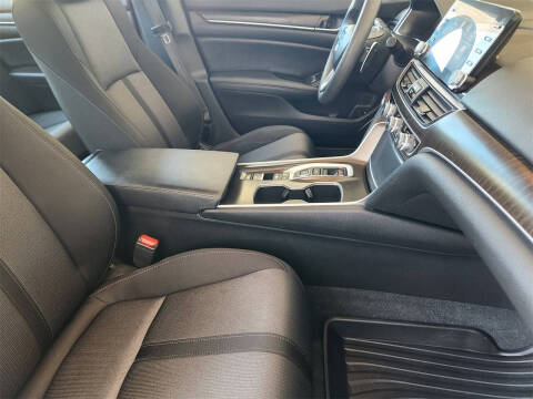 2021 Honda Accord Hybrid EX