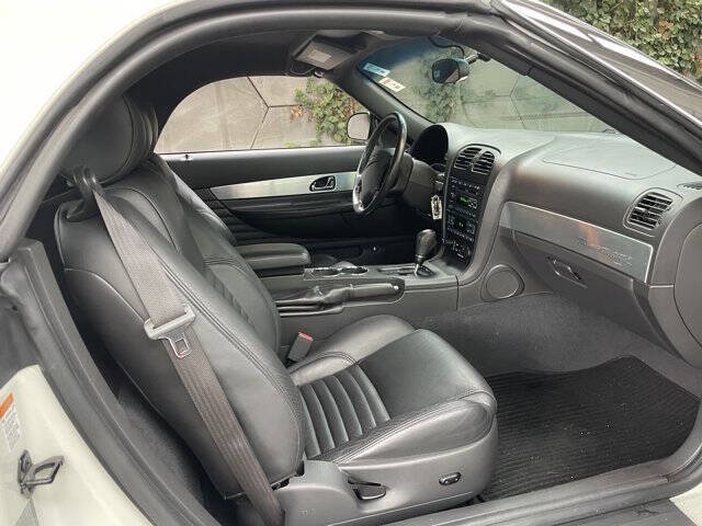 2002 Ford Thunderbird Deluxe