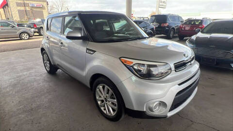 2019 Kia Soul +
