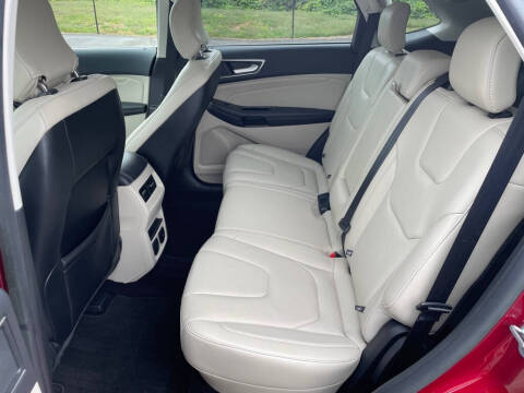 2017 Ford Edge Titanium